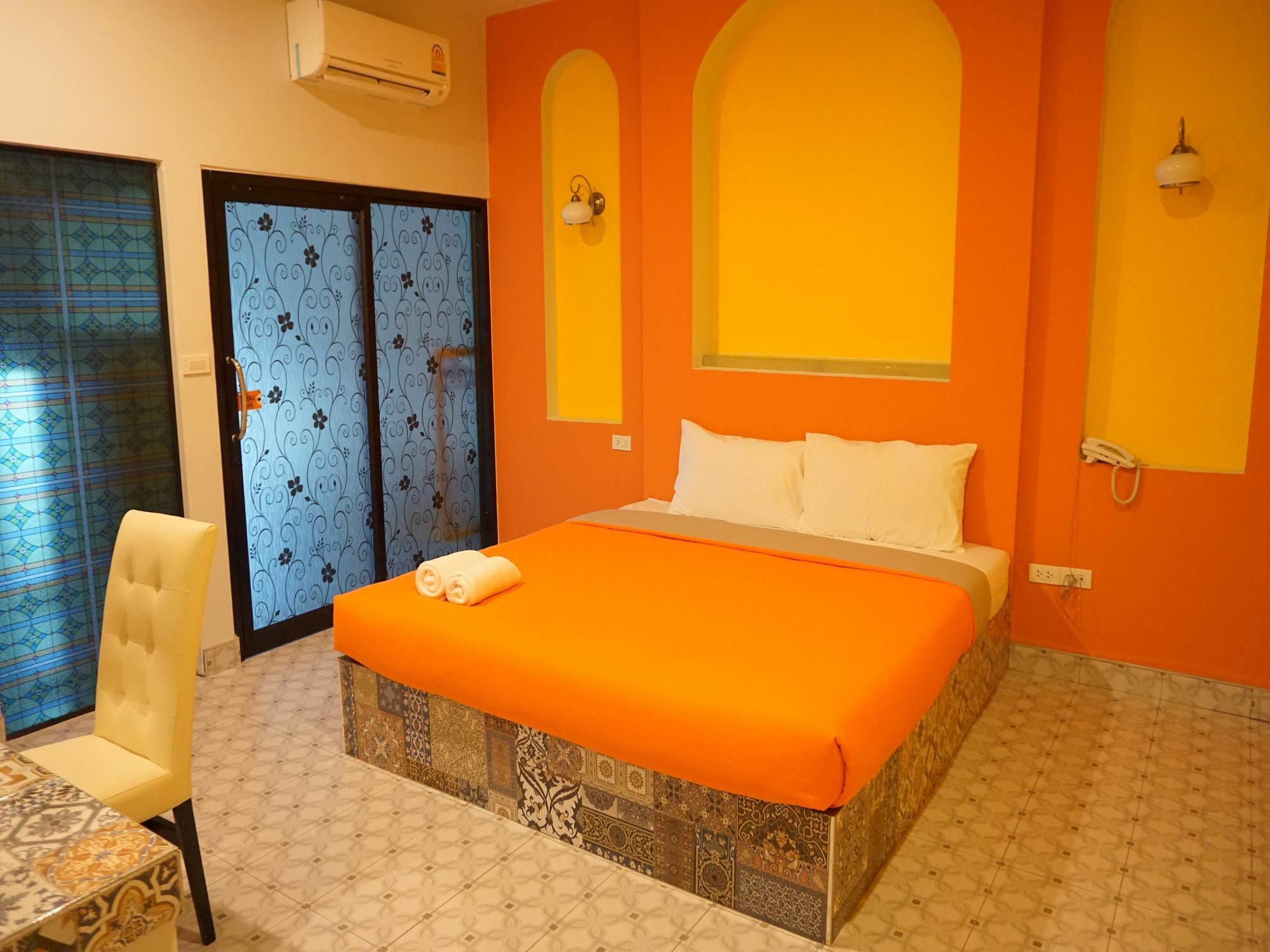 Pama House Apartment Накхон Си Тамарат Екстериор снимка